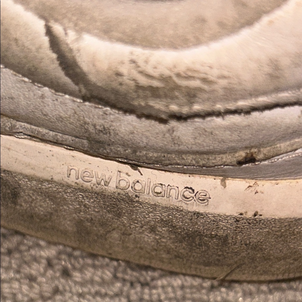 New balance sneakers - Picture 3 of 3